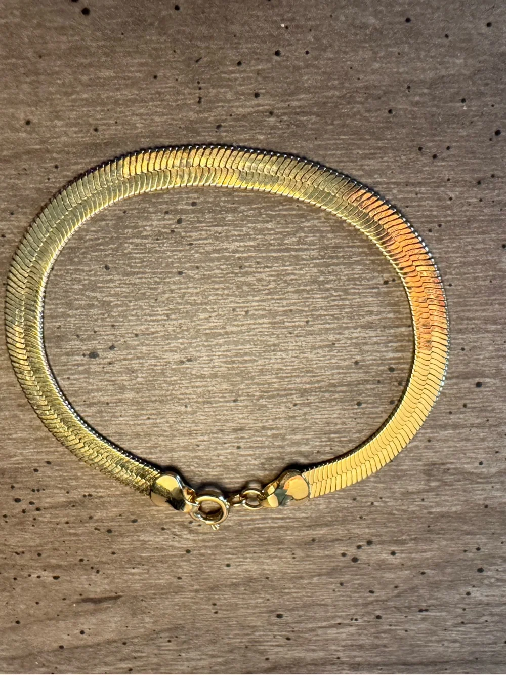 #1 Grandma Gold Tone Flat Herringbone Chain Bracelet With Hearts
